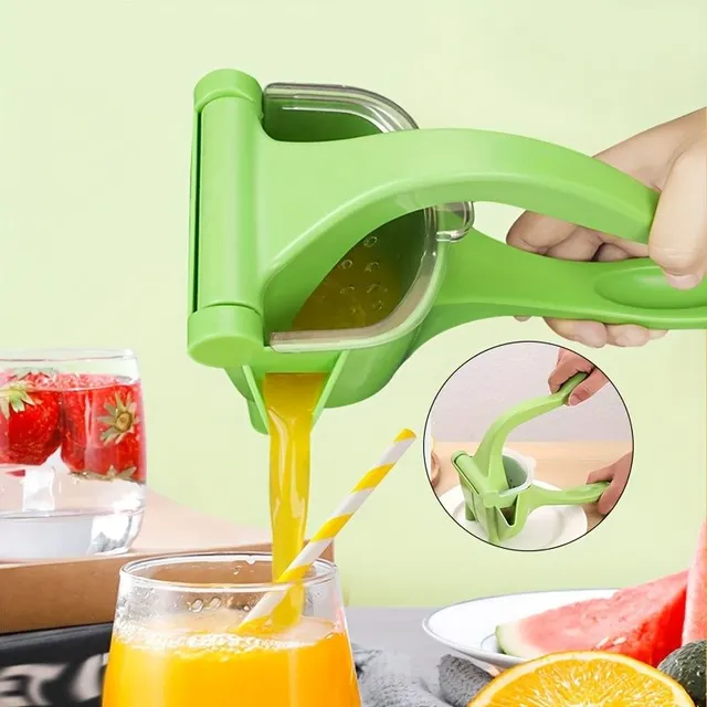 Manual compact citrus juicer