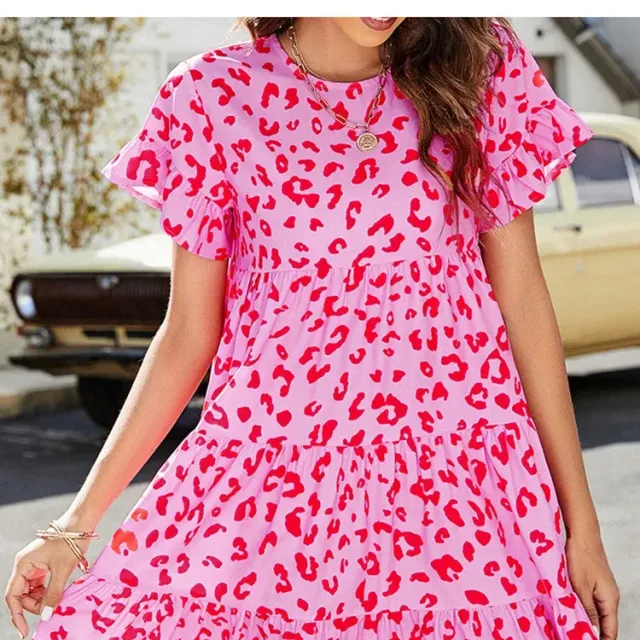 Women's dresses in pink colour, with printing and short sleeve