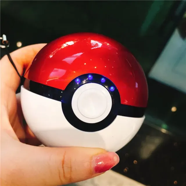 Stylowy powerbank w okrągłym Pokéball z bajek Pokémona