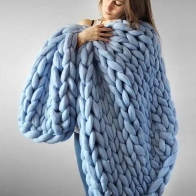 Silná pletená deka