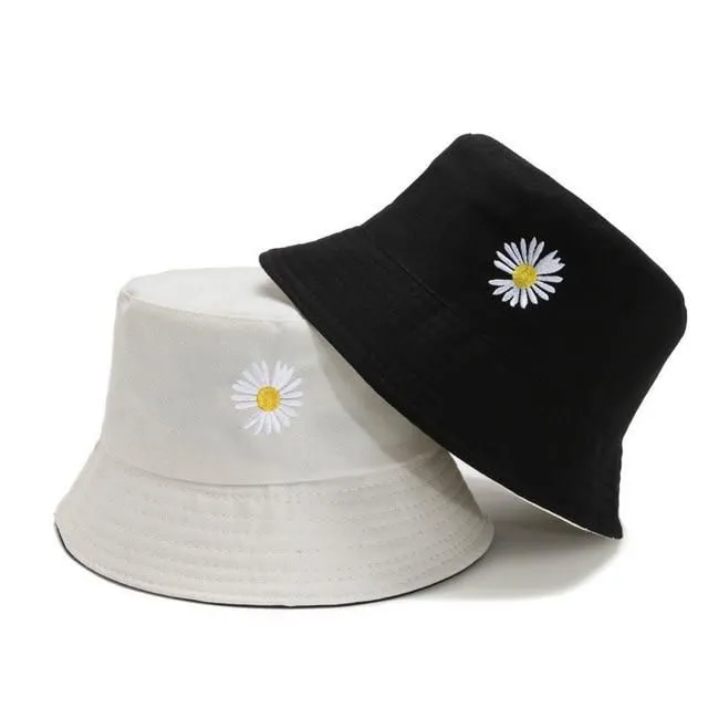 Ladies hat with flower