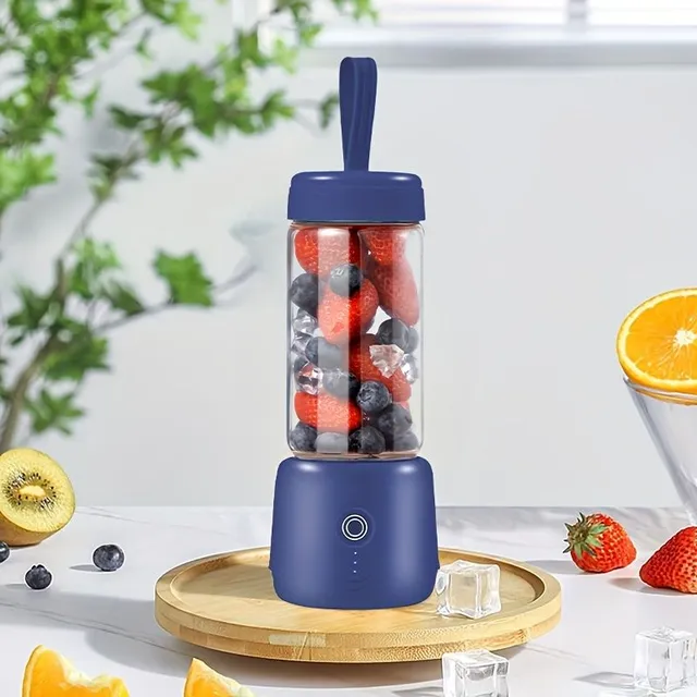 Practical and portable smoothie mixer and cocktails with USB charging