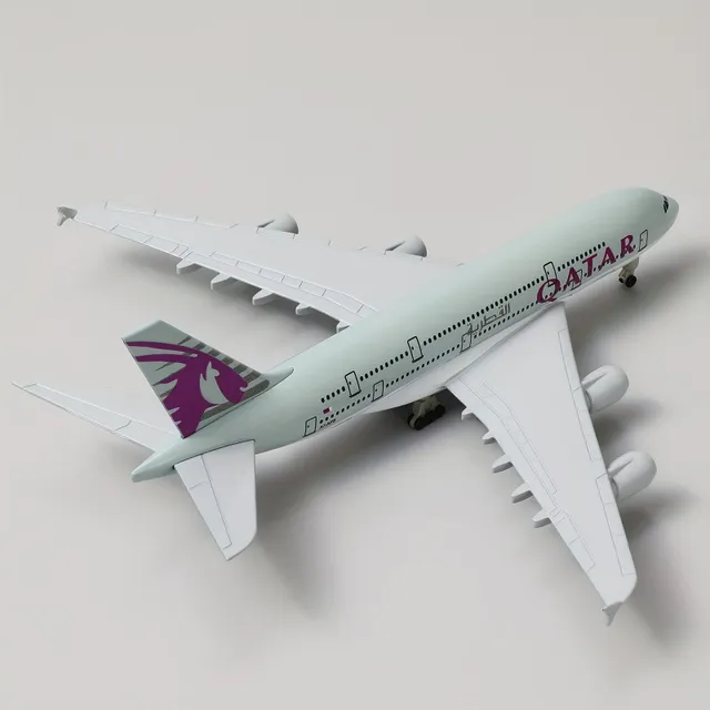 Model de colecție al avionului Airbus A380 al companiei Qatar Airways la scară 1:300