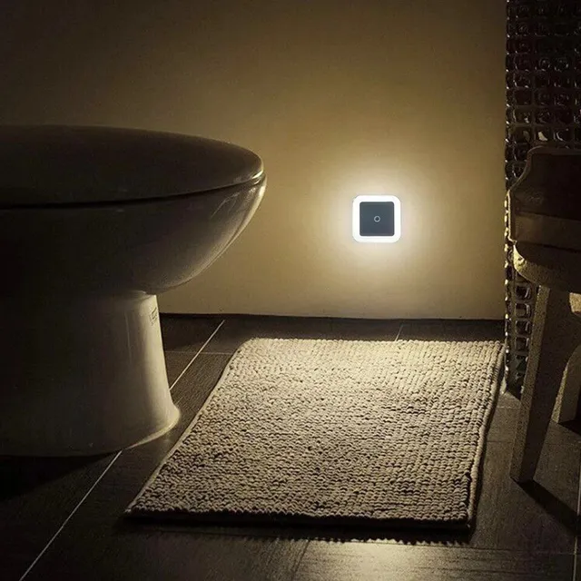 Wireless LED night light for socket