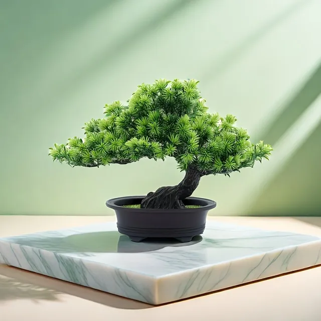 Faszinierender Mini-Bonsai aus künstlicher Kiefer