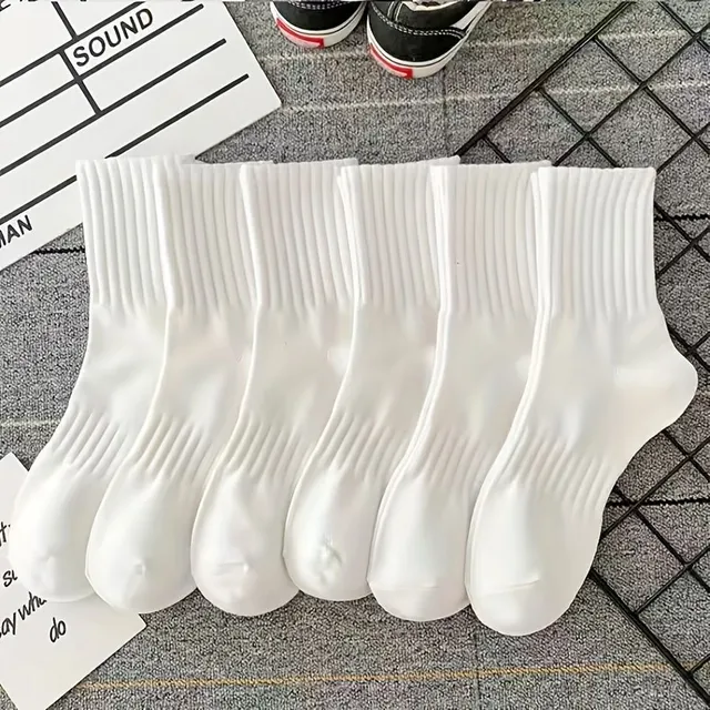 6 pairs of comfortable and breathable socks with pattern