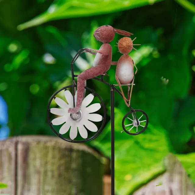 Décoration de jardin en métal en forme de roue