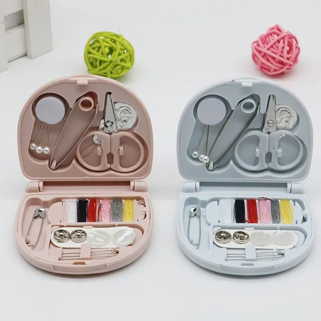 Miniature sewing kit in your pocket: All for quick repairs on the move