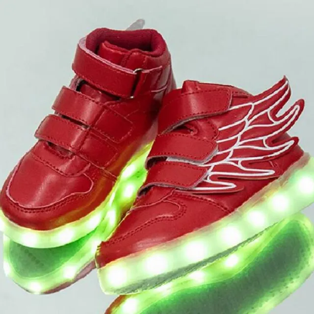 Sneakers luminose per bambini con ali