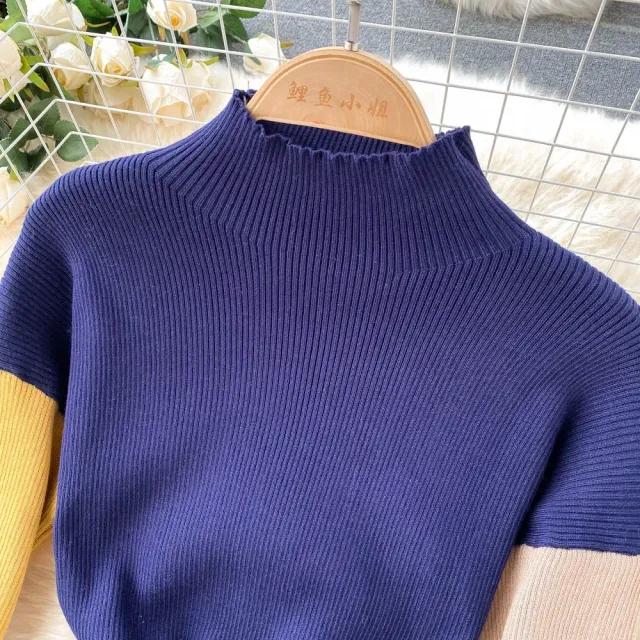 Abito lungo da donna in maglia con patchwork colorato, maniche lunghe e cintura