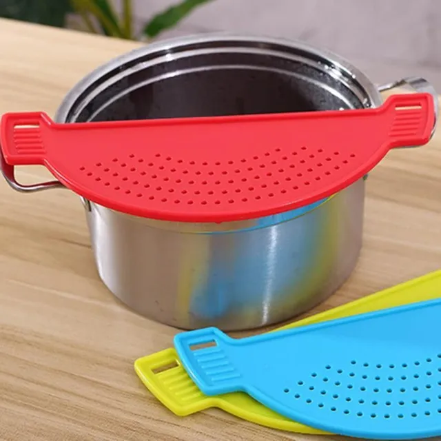 Plastic pot sieve