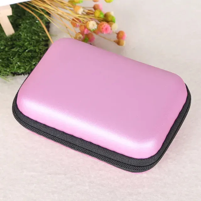 Zipped travel hard case for all types of playing cards