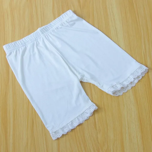 Gorgeous girls' shorts made of comfortable elastic material with cute Randulf lace detail