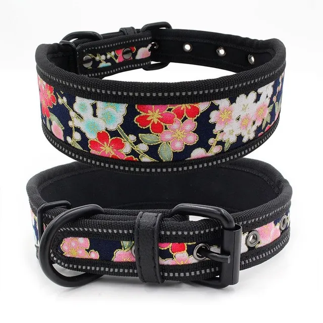 Padded wide reflective collar for dogs