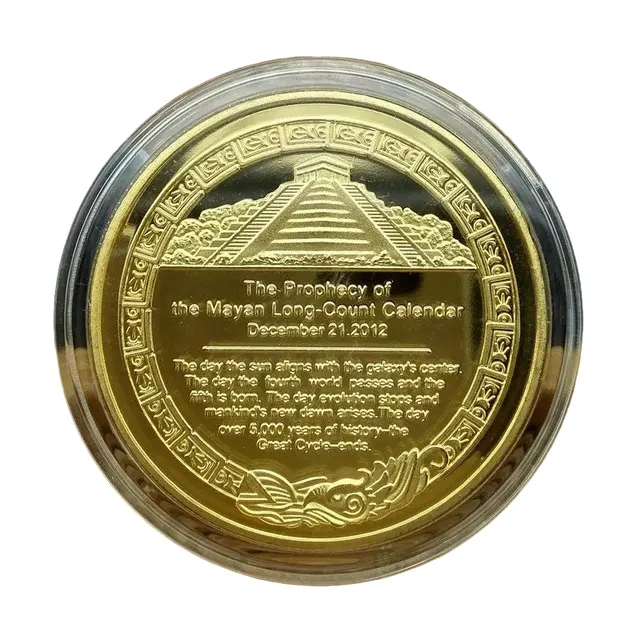 Aztec gold coin Collector coin with Mayan calendar theme Memorial Mexican coin with pyramid 4 cm