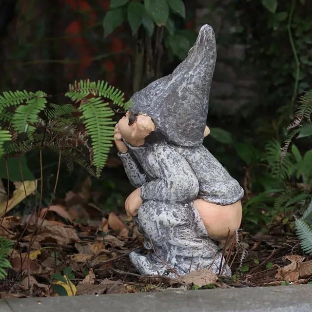 Zabawny dekoracyjny elf do ogrodu