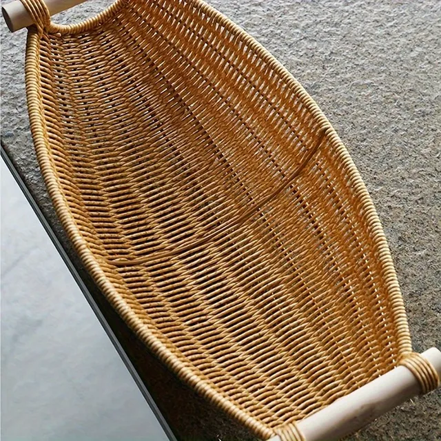 Fruit basket with rustic charm: hand woven from imitation rattan with wooden handles, ideal as decoration