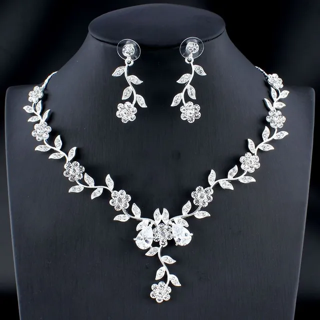 Set of ladies jewellery- more variants