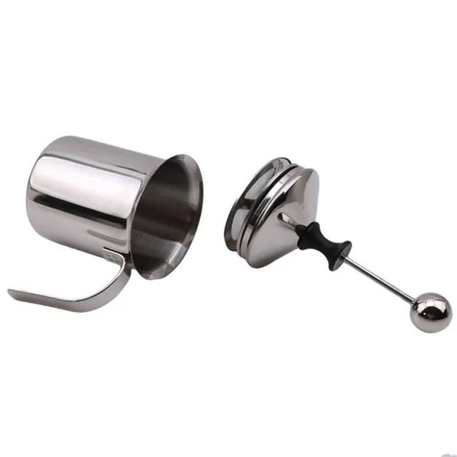 Hand-held milk foamer