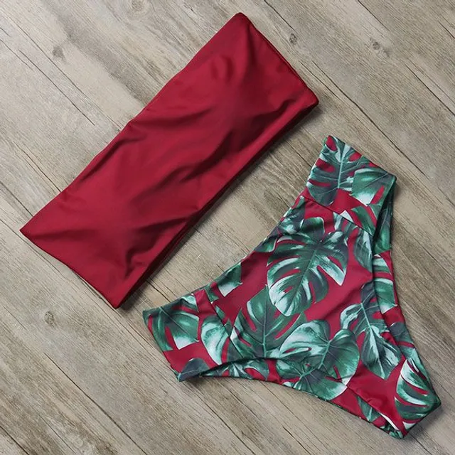 Women's two-piece swimsuit without strap