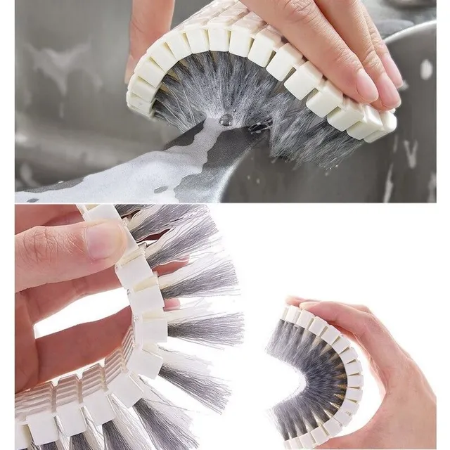 Flexible cleaning brush