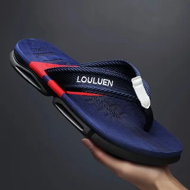 Men's lightweight comfortable slippers with anti-slip sole. Ideal for the beach, interior and exterior. For spring and summer.