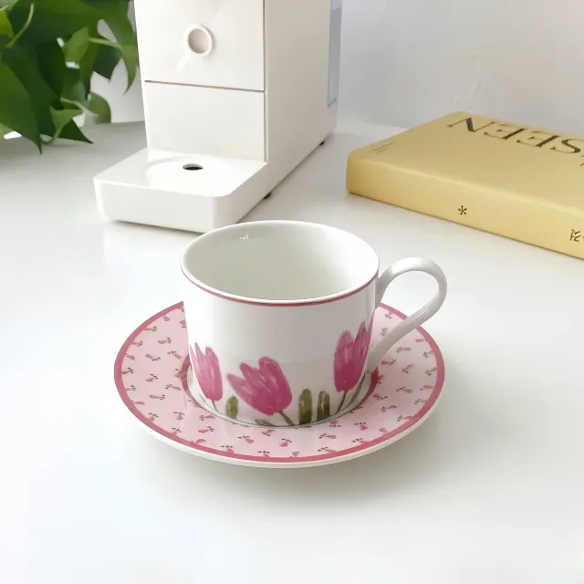 Vintage tulip ceramic cup for coffee and saucer - ideal for breakfast, tea or water - only hand wash - isolated