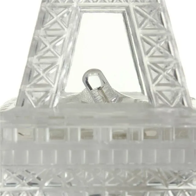 LED svietidlo vo forme Eiffelovej veže