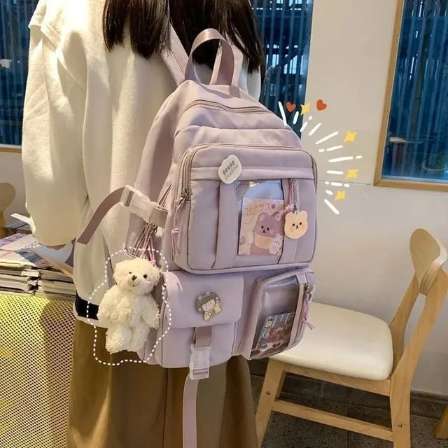 Dievčenský školský batoh so štýlovými vreckami - rôzne farby