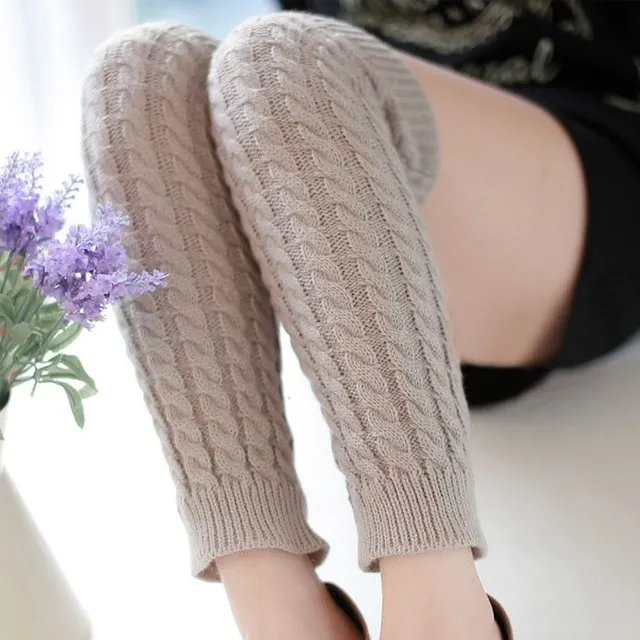 Ciorapi tricotati pentru picioare