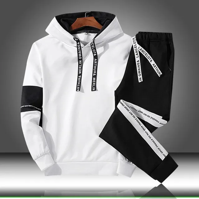 Men's stylish tracksuit