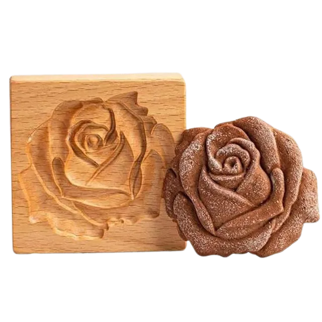Wooden cake cutting mould