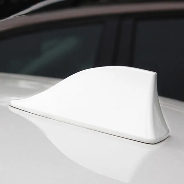 Car antenna like shark fin