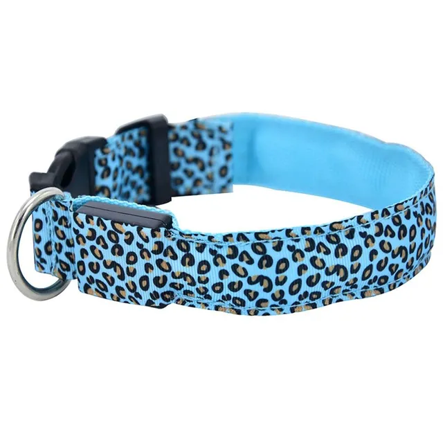 Adjustable nylon collar with LED lighting