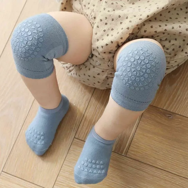 Dětské originální jednobarevné protiskluzové ponožky a návleky na kolena