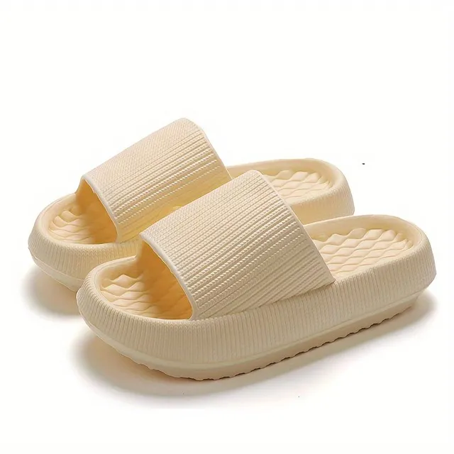 Comfortable slippers for the house and bathrooms with open tip and soft sole