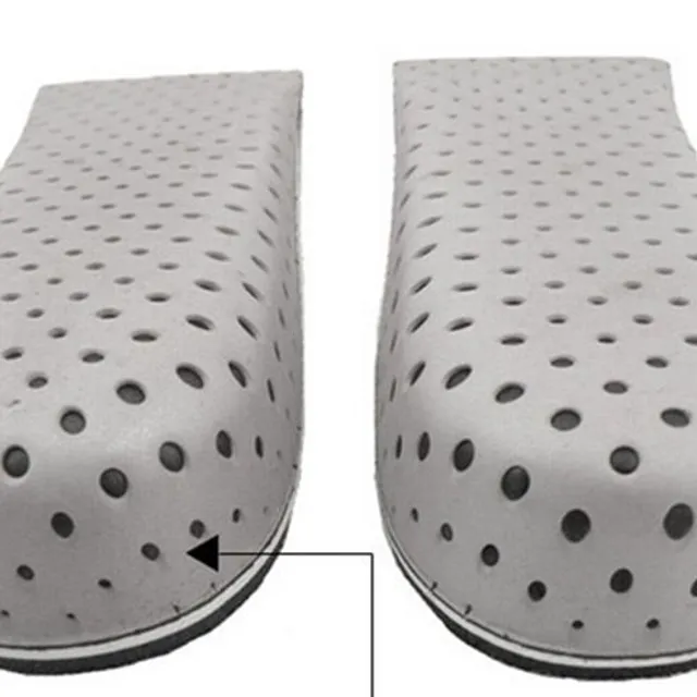 Shoe inserts with heel