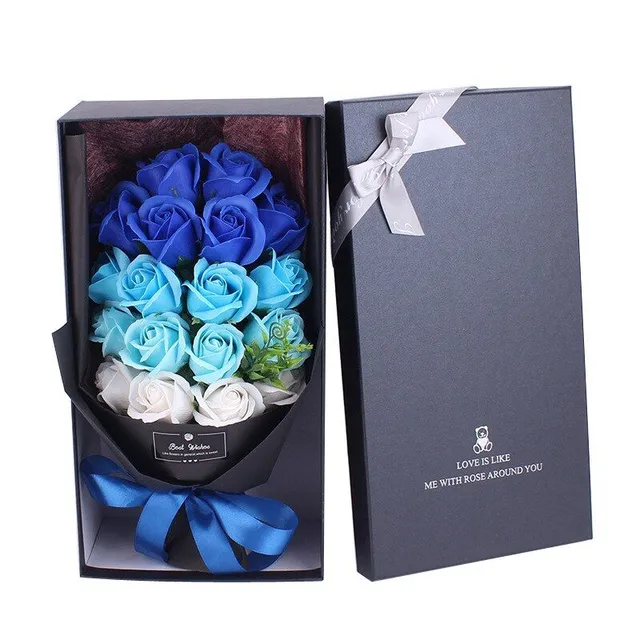 18 Valentine's Day Artificial Roses