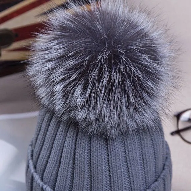 Ladies winter cap with pompom A545