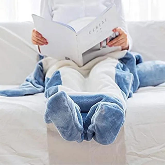 Children's and adult pajamas with shark motif in the form of a sleeping bag and cozy blanket made of high quality material - for sweet dreams and relaxation.