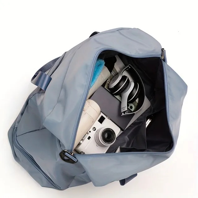 Travel bag with large capacity for easy packaging