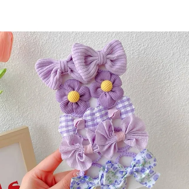 10 pcs of girl hair clips with motif flowers and bows for everyday life