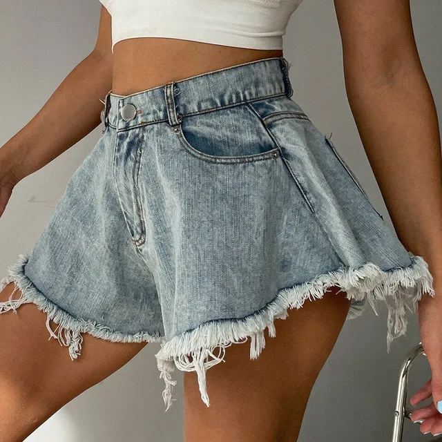 Women's modern loose skirt style shorts