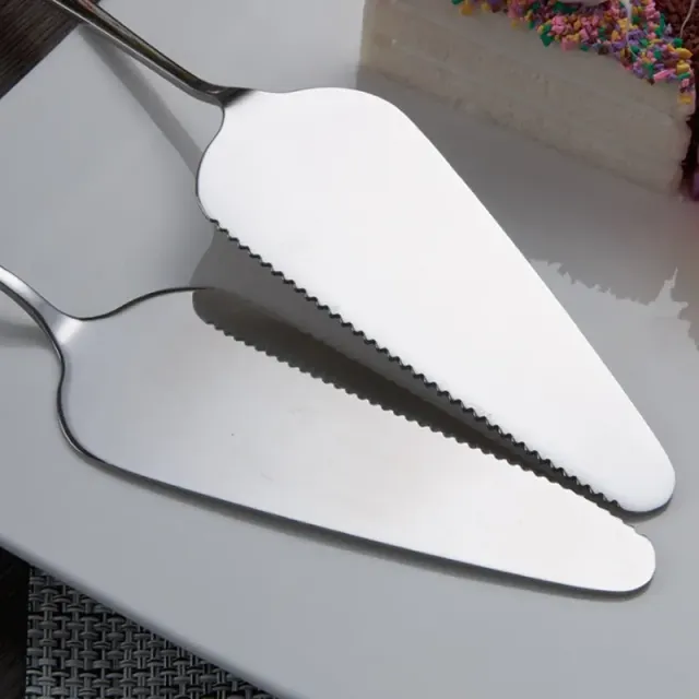 Couteau à gâteau en acier inoxydable - spatule à gâteaux et pizzas, couteau à desserts de mariage, couteau en métal avec lame dentelée