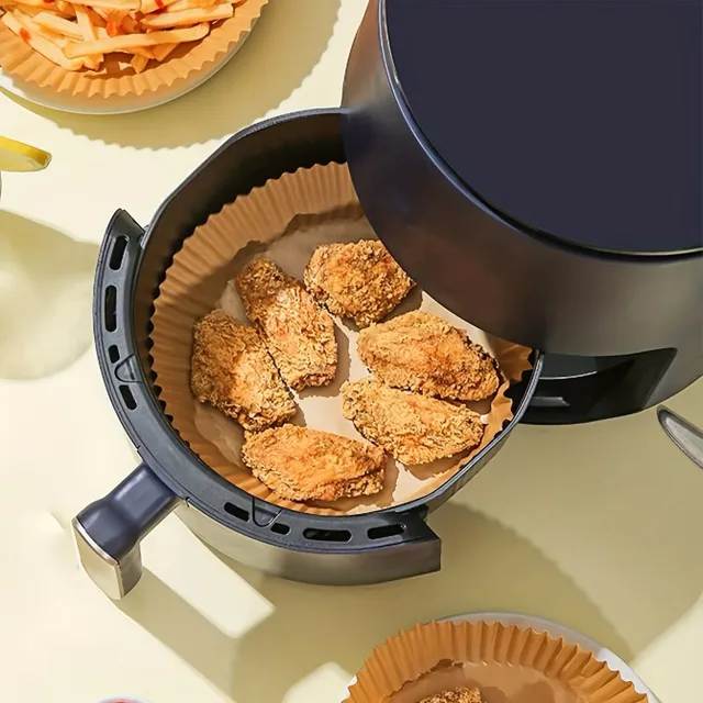 Non-sticky hot-air fryers, oil- and water-resistant paper baking inserts - for healthy and comfortable frying