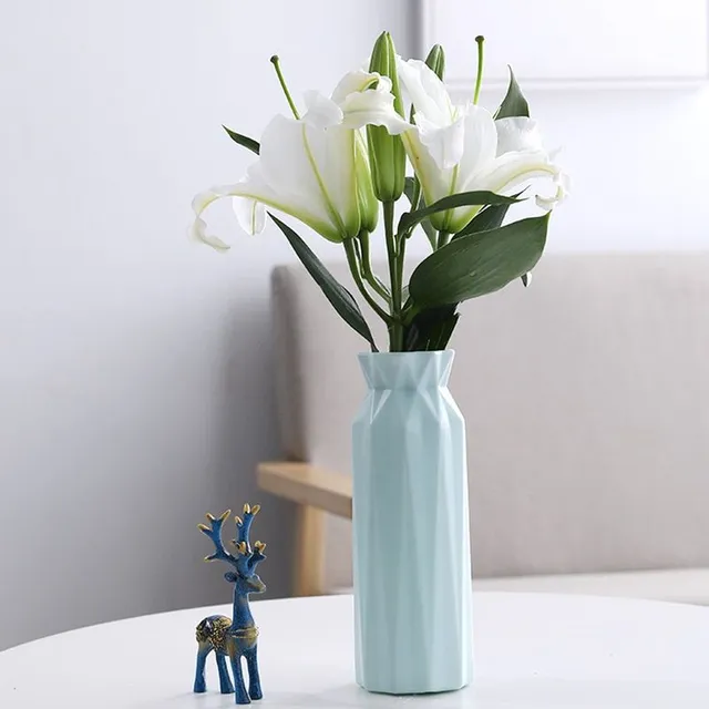 Design plastic tall vase Will