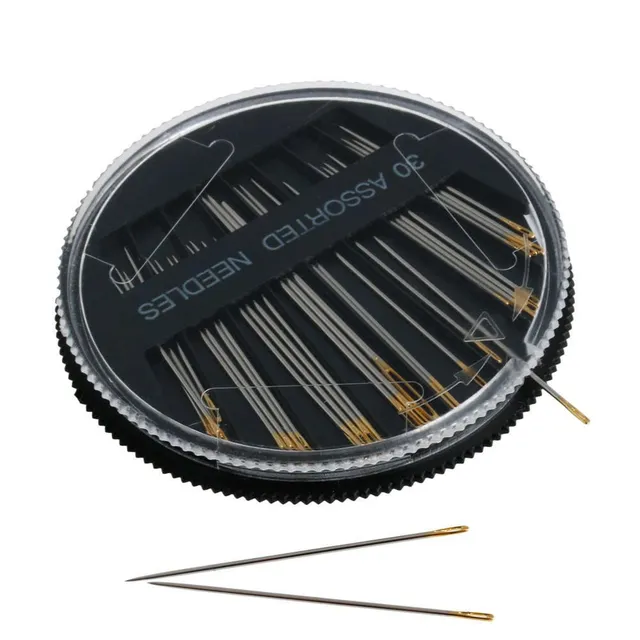Set of needles for hand stitching or embroidery