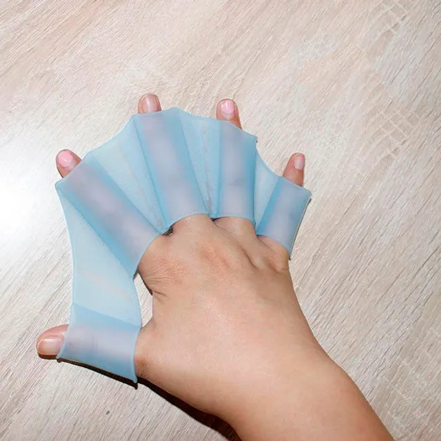 Silicone fins between fingers