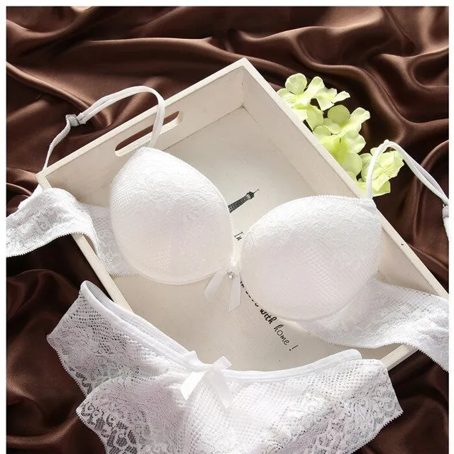 Ladies set of lace underwear