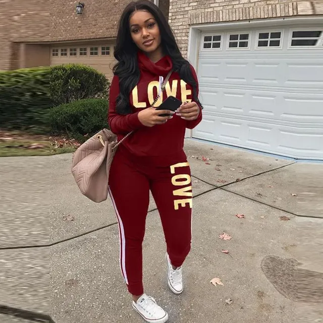 Women's tracksuit Love Vínová S